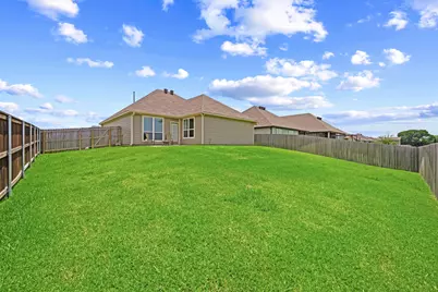 2040 Muscadine Trail, Brenham, TX 77833 - Photo 30