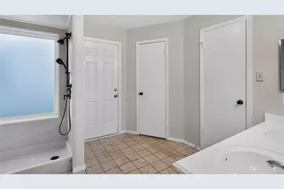 14138 Clover Point Drive, Sugar Land, TX 77498 - Photo 14