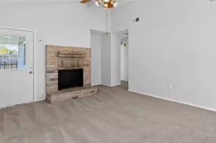 14138 Clover Point Dr, Sugar Land, TX 77498 - Photo 4