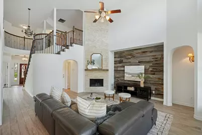 2111 Catamaran Cove Drive, Pearland, TX 77584 - Photo 10