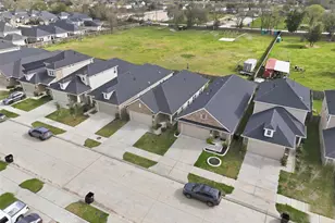 11818 Beachberry Dr, Houston, TX 77034 - Photo 28