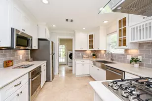 707 Thistlewood Dr, Houston, TX 77079 - Photo 6