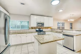 10403 Falling River Dr, Houston, TX 77095 - Photo 6