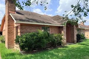 1834 Quail Valley E Dr, Missouri City, TX 77459 - Photo 2