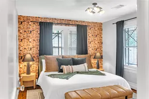 725 Peddie St, Houston, TX 77008 - Photo 18