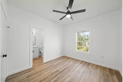 1512 W Blum Street #A, Alvin, TX 77511 - Photo 24