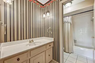 16503 Craighurst Dr, Houston, TX 77059 - Photo 24