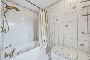 16503 Craighurst Dr, Houston, TX 77059 - Photo 34