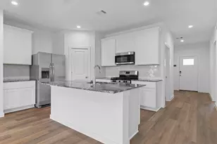1010 Paddlefish Ln, Alvin, TX 77511 - Photo 4