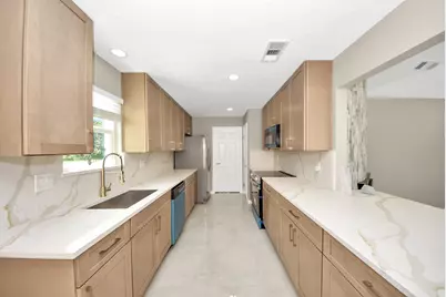 16114 Forest Bend Avenue, Friendswood, TX 77546 - Photo 12