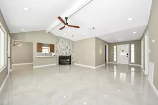 16114 Forest Bend Ave, Friendswood, TX 77546 - Photo 12