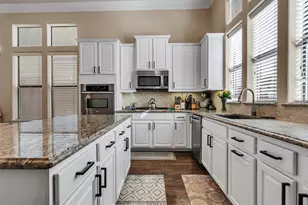1877 Dart St, Houston, TX 77007 - Photo 6