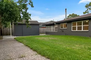 903 Elmwood Dr, Baytown, TX 77520 - Photo 44