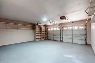 903 Elmwood Dr, Baytown, TX 77520 - Photo 40