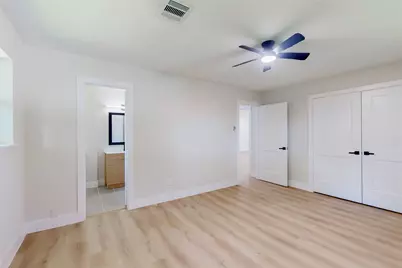 903 Elmwood Drive, Baytown, TX 77520 - Photo 38