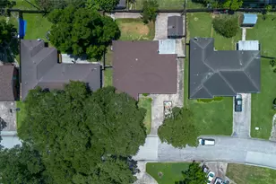 903 Elmwood Dr, Baytown, TX 77520 - Photo 26