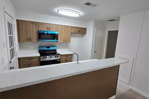 7855 Green Lawn Dr, Houston, TX 77088 - Photo 14