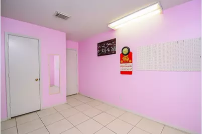 7926 Westington Lane, Houston, TX 77040 - Photo 18