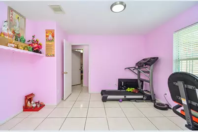 7926 Westington Lane, Houston, TX 77040 - Photo 8