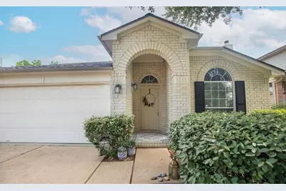 16510 Pademelon Drive, Sugar Land, TX 77498 - Photo 2