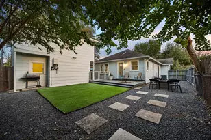 723 Pizer St, Houston, TX 77009 - Photo 16