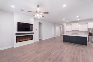 704 Fall Rock Branch Dr, Conroe, TX 77304 - Photo 10