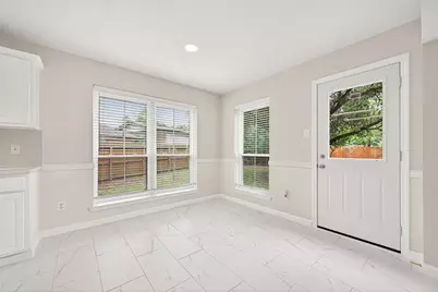 7219 Meadow Mist Court, Houston, TX 77041 - Photo 8