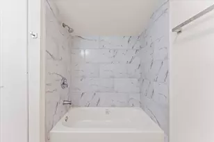 12322 Kitty Brook Dr, Houston, TX 77071 - Photo 32