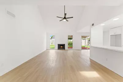 12322 Kitty Brook Drive, Houston, TX 77071 - Photo 10