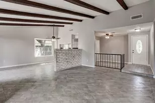 8414 Gulf Spring Ln, Houston, TX 77075 - Photo 2