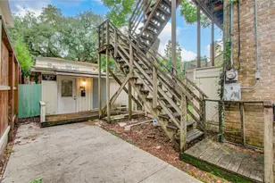 1715 Banks St, Houston, TX 77098 - Photo 2
