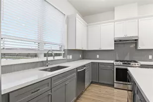 2733 Eado Edge Ct, Houston, TX 77020 - Photo 12