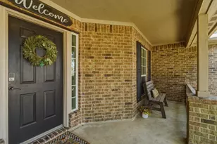 915 Misty Cliff, Dickinson, TX 77539 - Photo 4