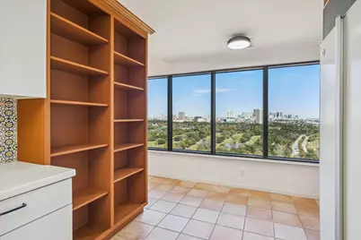 2001 Holcombe Boulevard #1801, Houston, TX 77030 - Photo 10