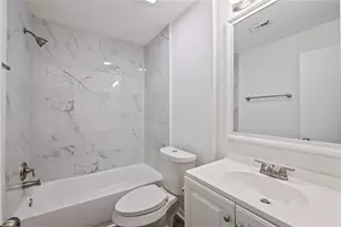 2906 Heatherwood Dr, Baytown, TX 77521 - Photo 20