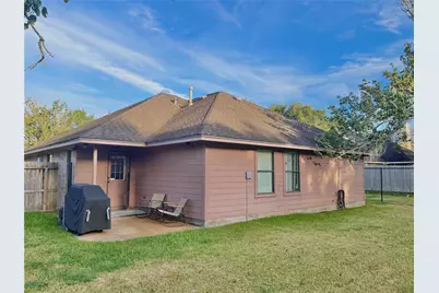 234 Mango Street, Lake Jackson, TX 77566 - Photo 28