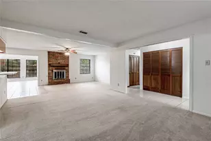 121 Elmwood St, Huntsville, TX 77320 - Photo 4