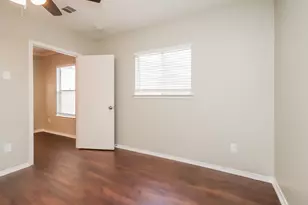 9411 Spindlewood Dr, Houston, TX 77083 - Photo 14