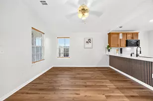 1302 Shearn St, Houston, TX 77007 - Photo 8