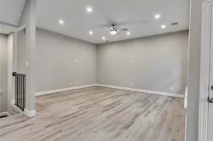 1122 W 16th St, Houston, TX 77008 - Photo 14