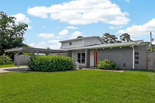 9538 Kerrwood Ln, Houston, TX 77080 - Photo 2