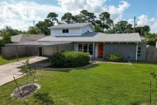 9538 Kerrwood Ln, Houston, TX 77080 - Photo 32
