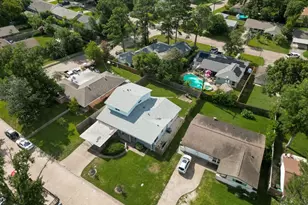 9538 Kerrwood Ln, Houston, TX 77080 - Photo 32