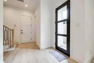 610 Willard St, Houston, TX 77006 - Photo 2