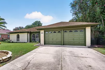 15702 La Cabana Drive, Houston, TX 77062 - Photo 2