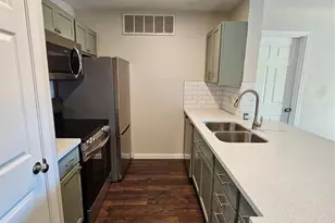 15534 Zabolio Dr, Houston, TX 77598 - Photo 8