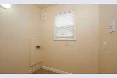 319 S 6th Street, La Porte, TX 77571 - Photo 16