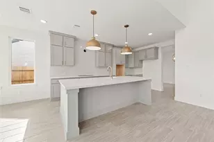 2811 Bolton Lndg Dr, Texas City, TX 77568 - Photo 6