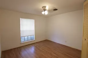 8419 Roos Rd, Houston, TX 77036 - Photo 16