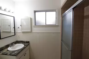 8419 Roos Rd, Houston, TX 77036 - Photo 14